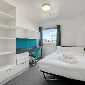 https://bright-double-room-next-to-the-city-centre.cambridgehotelsuk.com